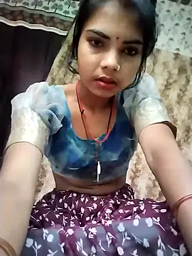 Snapshot of PRACHI-743 chatting on November 18, 1:44 am PRACHI-743 online show from November 18, 1:44 am