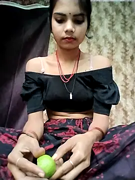 Snapshot of PRACHI-743 chatting on November 21, 1:59 am PRACHI-743 online show from November 21, 1:59 am