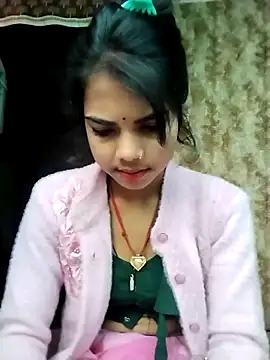 Snapshot of PRACHI-743 chatting on November 30, 1:53 am PRACHI-743 online show from November 30, 1:53 am