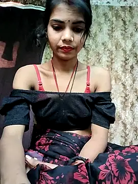 Snapshot of PRACHI-743 chatting on December 1, 2:38 am PRACHI-743 online show from December 1, 2:38 am