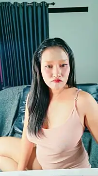 Snapshot of Lalacream12 chatting on September 22, 7:21 am Lalacream12 online show from September 22, 7:21 am