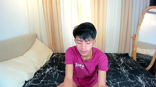 Snapshot of jayxxxlovescock chatting on October 19, 8:31 pm jayxxxlovescock online show from October 19, 8:31 pm