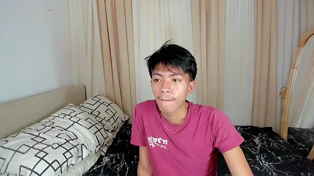 Snapshot of jayxxxlovescock chatting on October 20, 8:48 am jayxxxlovescock online show from October 20, 8:48 am