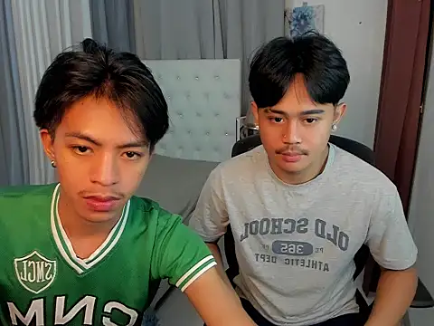 Snapshot of jayxxxlovescock chatting on November 8, 5:40 am jayxxxlovescock online show from November 8, 5:40 am