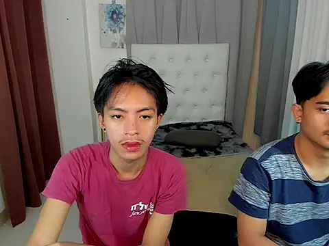 Snapshot of jayxxxlovescock chatting on November 9, 8:12 am jayxxxlovescock online show from November 9, 8:12 am