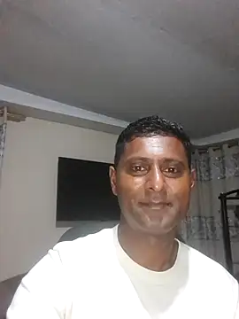 kingVibeX online show from December 3, 9:13 pm