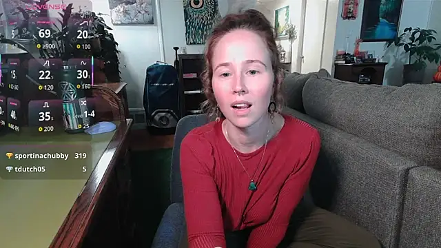 Snapshot of wutangwendy chatting on October 2, 1:01 am wutangwendy online show from October 2, 1:01 am