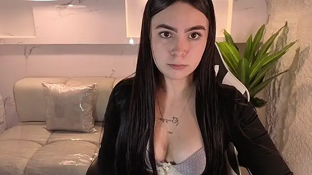 Snapshot of scarlett_smith_tp chatting on November 21, 12:48 pm scarlett smith tp online show from November 21, 12:48 pm