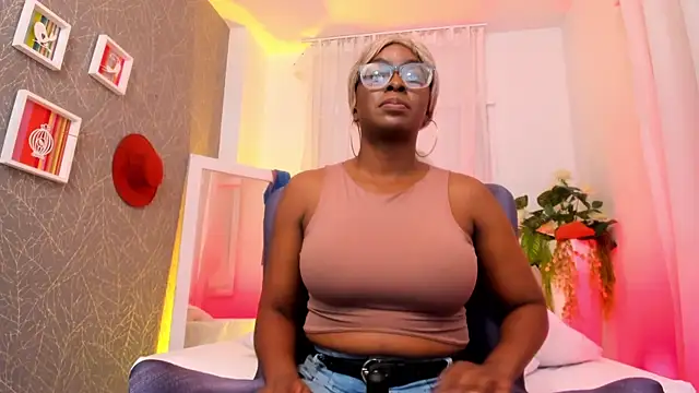 LolaJenkinss online show from October 21, 12:33 am