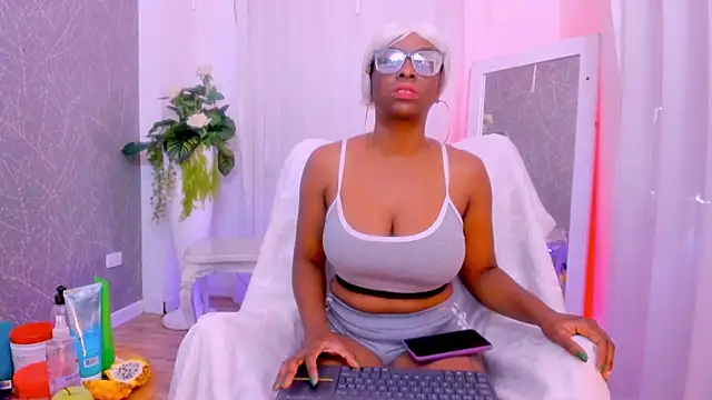 LolaJenkinss online show from November 22, 1:21 pm