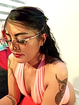 ValeNiitaLuv online show from November 25, 2:33 am