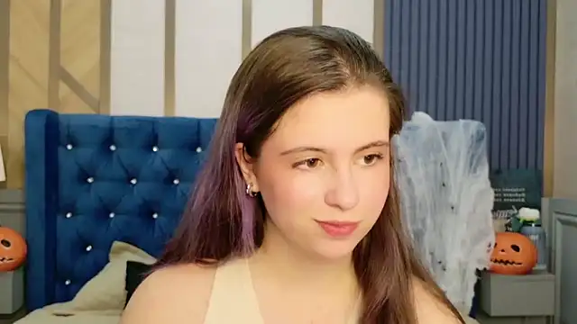 Akira Halls online show from October 28, 9:06 pm