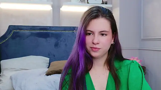 Akira Halls online show from November 7, 9:04 pm