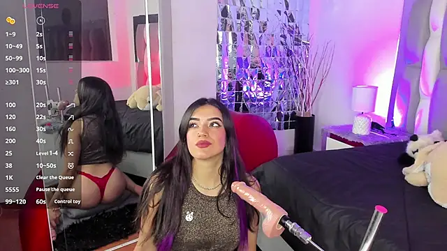 IsaDiiaz online show from October 18, 4:15 am