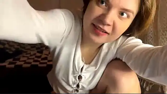 Snapshot of SabrinaFolts chatting on October 27, 5:06 pm SabrinaFolts online show from October 27, 5:06 pm