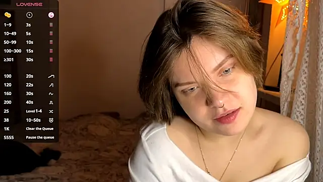 Snapshot of SabrinaFolts chatting on October 30, 5:13 pm SabrinaFolts online show from October 30, 5:13 pm