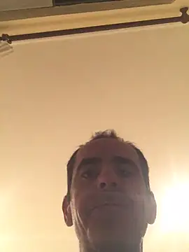 tiago1981pt online show from November 5, 10:10 pm