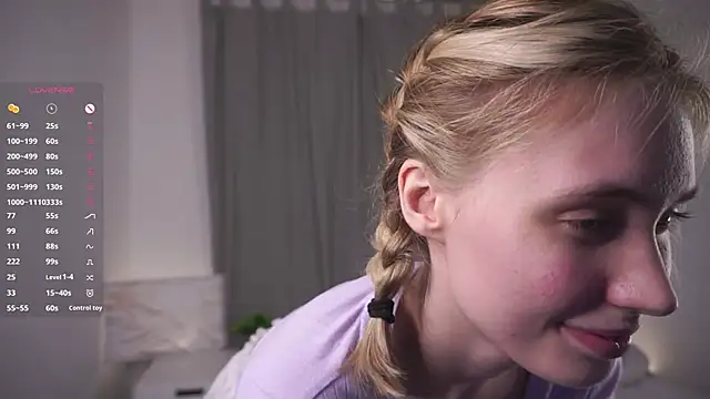 HoneyRay online show from September 22, 11:18 pm