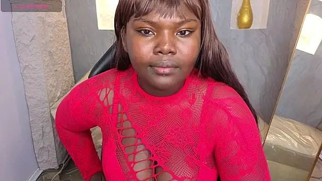 Soffia b online show from October 30, 8:31 pm