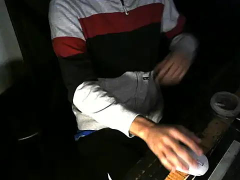 Snapshot of VikernesCam chatting on September 28, 2:17 am VikernesCam online show from September 28, 2:17 am