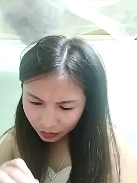 Snapshot of Mai4568 chatting on September 24, 6:33 pm Mai4568 online show from September 24, 6:33 pm