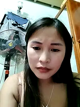 Snapshot of Mai4568 chatting on September 29, 8:13 pm Mai4568 online show from September 29, 8:13 pm