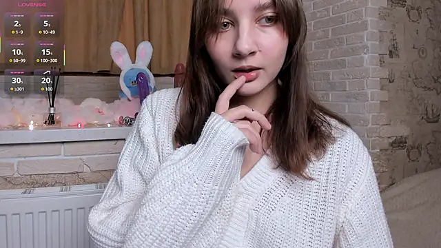 Elle wooods online show from October 1, 6:08 am