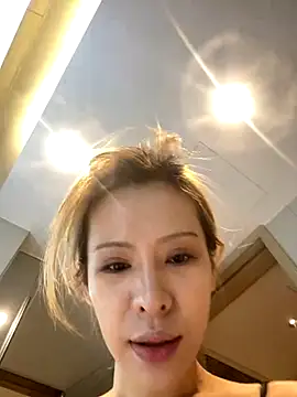 miumiu-66 online show from October 20, 3:01 pm