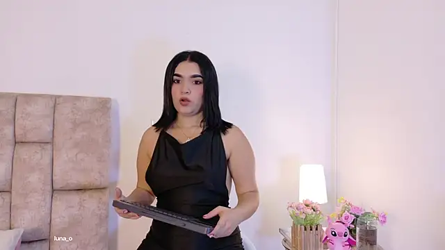 LunaOcampo  online show from November 28, 7:27 pm