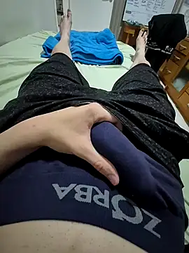 Snapshot of Salsicha244 chatting on October 3, 9:34 pm Salsicha244 online show from October 3, 9:34 pm