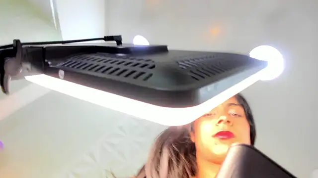 Snapshot of ValeryTrans_ chatting on October 8, 1:31 pm ValeryTrans online show from October 8, 1:31 pm