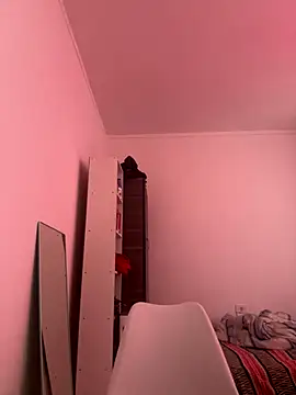 KarenG2025 online show from October 12, 2:49 pm