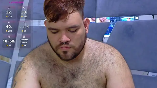 big bearr online show from November 11, 9:04 pm