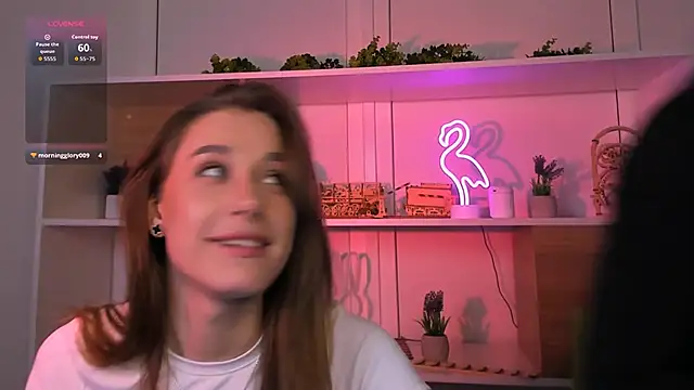 nicole muah online show from November 27, 5:15 pm