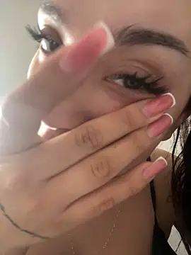 kiss Lissa online show from October 9, 9:29 am