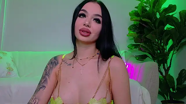 TiaBelle online show from November 29, 8:34 pm