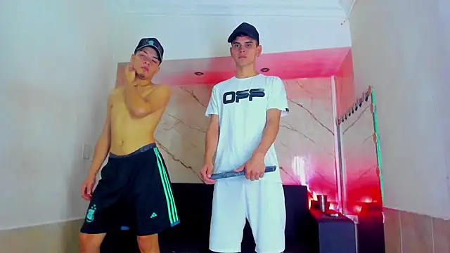 Snapshot of ALEX_MILLER25 chatting on November 3, 4:36 am ALEX MILLER25 online show from November 3, 4:36 am