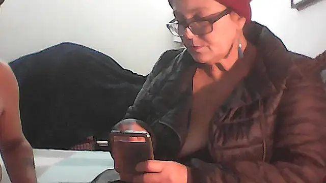 Snapshot of DOLCECOPPIA2025 chatting on October 23, 11:46 pm DOLCECOPPIA2025 online show from October 23, 11:46 pm