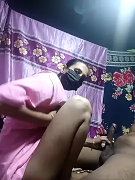 Snapshot of Mariya-3 chatting on November 15, 6:26 pm Mariya-3 online show from November 15, 6:26 pm