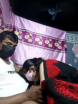 Snapshot of Mariya-3 chatting on December 14, 6:56 pm Mariya-3 online show from December 14, 6:56 pm