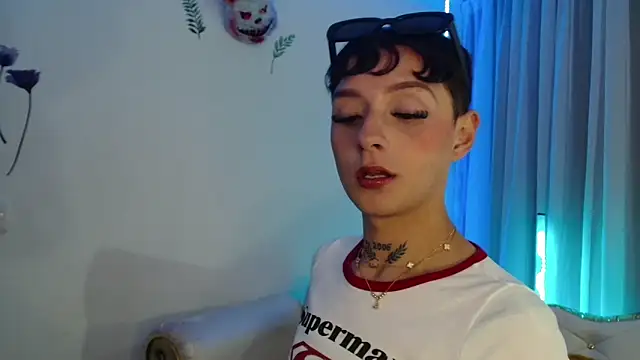 Snapshot of David_Fox01 chatting on October 6, 3:15 am David Fox01 online show from October 6, 3:15 am