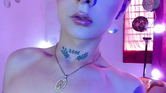 Snapshot of David_Fox01 chatting on November 28, 7:16 pm David Fox01 online show from November 28, 7:16 pm