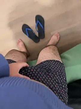 Snapshot of herinhos38 chatting on September 30, 8:19 am herinhos38 online show from September 30, 8:19 am