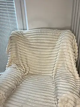 Snapshot of Ruby-Black chatting on October 23, 9:30 am Ruby-Black online show from October 23, 9:30 am