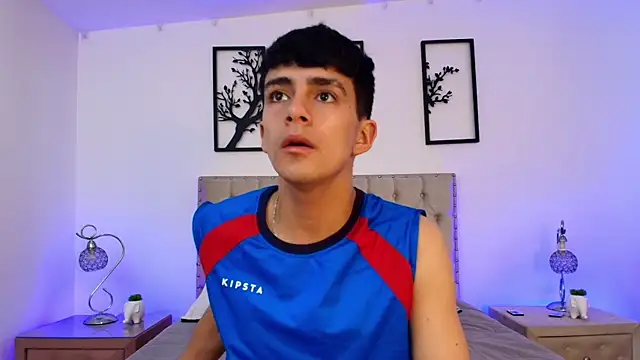 Snapshot of Axel_Draven chatting on October 3, 11:07 am Axel Draven online show from October 3, 11:07 am