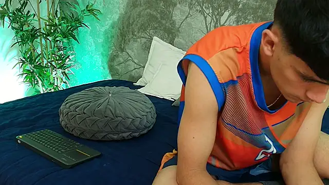 Snapshot of Axel_Draven chatting on November 25, 11:21 am Axel Draven online show from November 25, 11:21 am