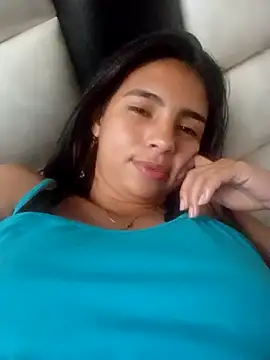 NileveSantanna online show from September 24, 9:40 pm