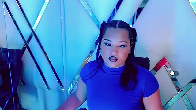 AuroraRoss online show from October 24, 7:21 pm