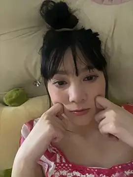 Snapshot of Xdouyaa chatting on October 20, 5:13 pm Xdouyaa online show from October 20, 5:13 pm