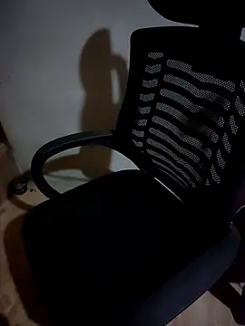 Meoweo 23 online show from October 6, 9:01 pm